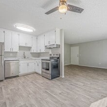 Building Photo - The Arches Apartments