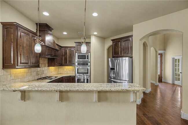 Building Photo - 6600 Willowridge Ln