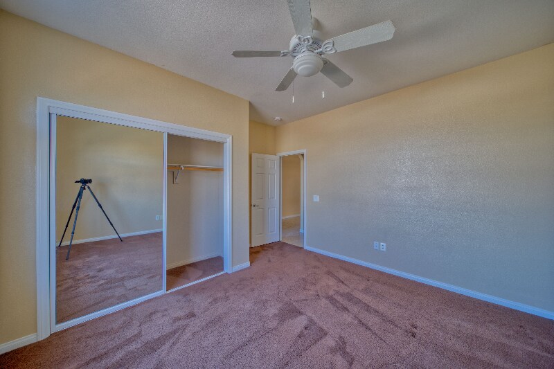 Building Photo - 1121 Bourbon St