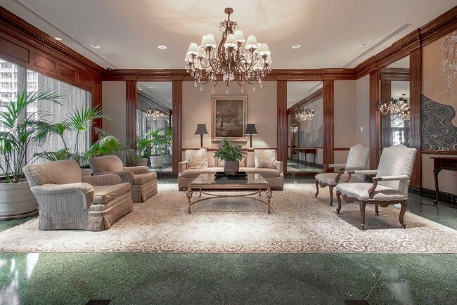 Interior Photo - The Caldwell