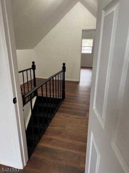 Building Photo - 59 Lakeview Dr