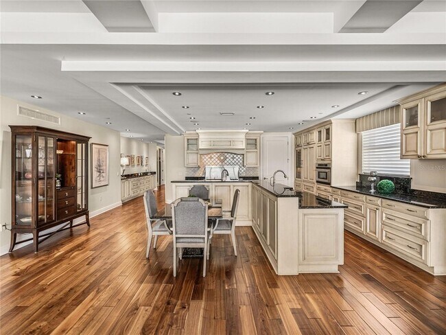 Building Photo - 3910 Gulf Blvd