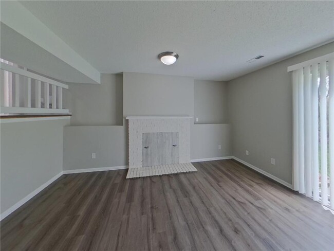 Building Photo - 1444 Willow Creek Ln
