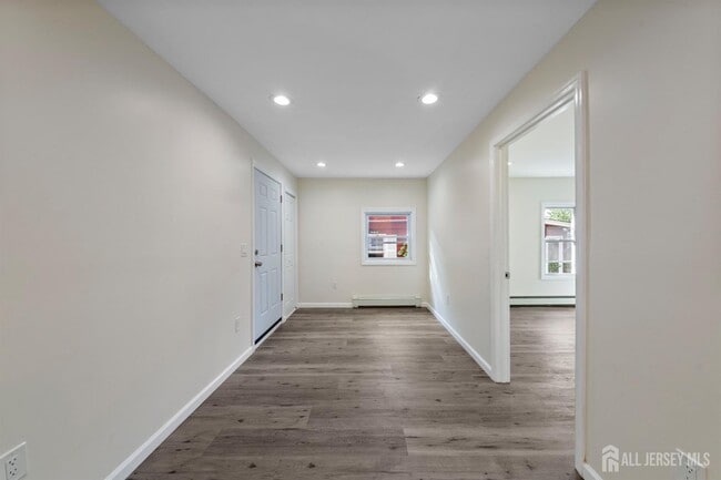 Building Photo - 166 Prigmore St