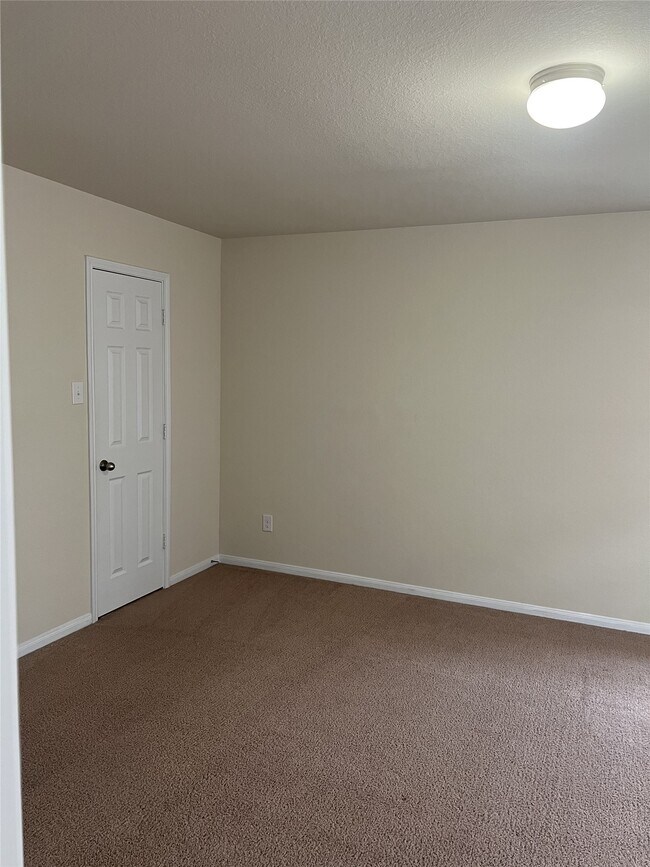 Building Photo - 10523 Chestnut Path Way
