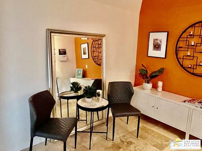 Building Photo - 2985 E Avery Dr