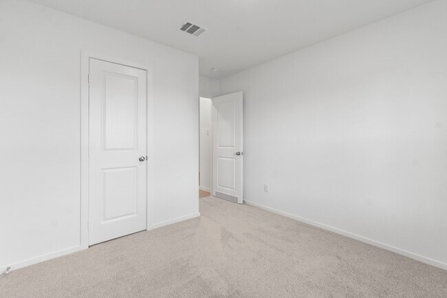 Building Photo - 16031 Tallis Dr