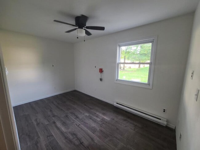 Building Photo - 169 Johnsonville Rd