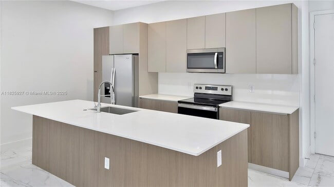 Building Photo - 4226 NE 7th Terrace