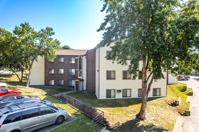West side Building - Windy Hill Apartments
