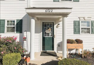 Building Photo - 6722 Hamler Dr