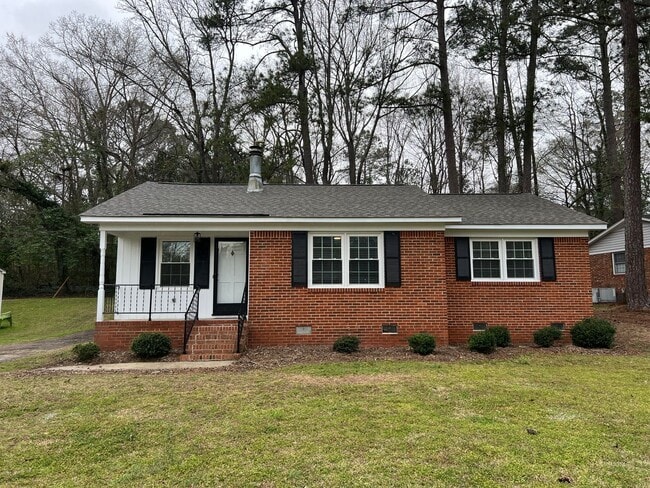 Primary Photo - 3 Bedroom 1.5 Bathroom House for rent