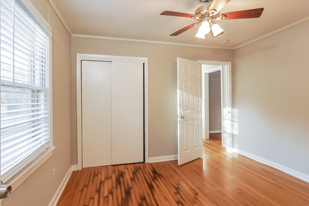 Building Photo - 216 Westwood Dr