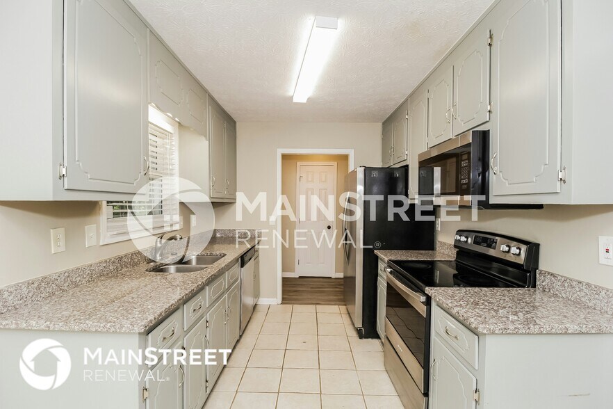 Building Photo - 5824 Stonehaven Dr NW
