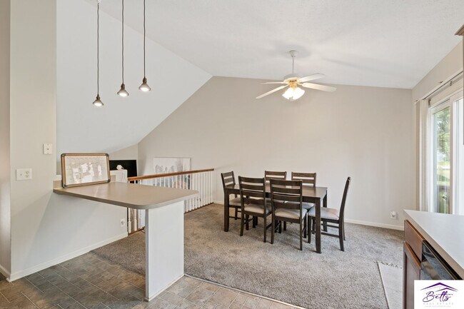 Building Photo - Beautiful Multilevel home in Cattail Creek III