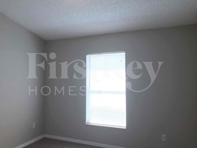 Building Photo - 7575 Groveoak Dr