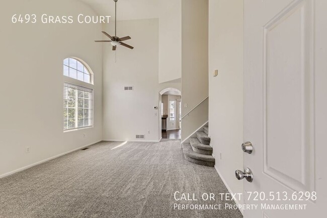 Building Photo - 6493 Grass Ct