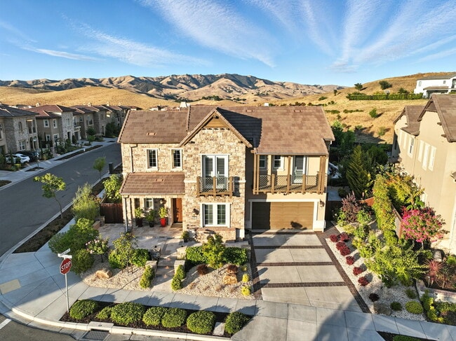 Building Photo - 201 Corriedale Ct