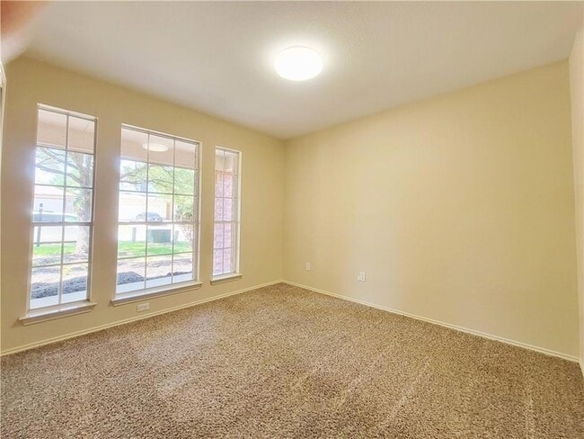Building Photo - 610 Cenizo Path