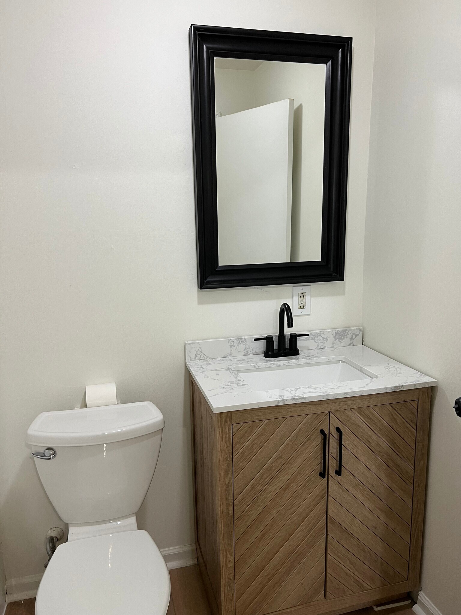 Building Photo - 1907 W Point Pike