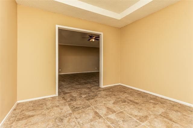 Building Photo - 4622 Burdock Dr