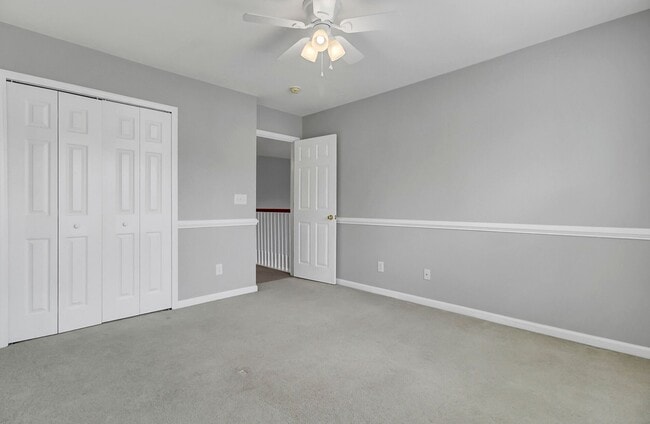 Building Photo - Premier Living With Dual Primary Suites & Community Comforts