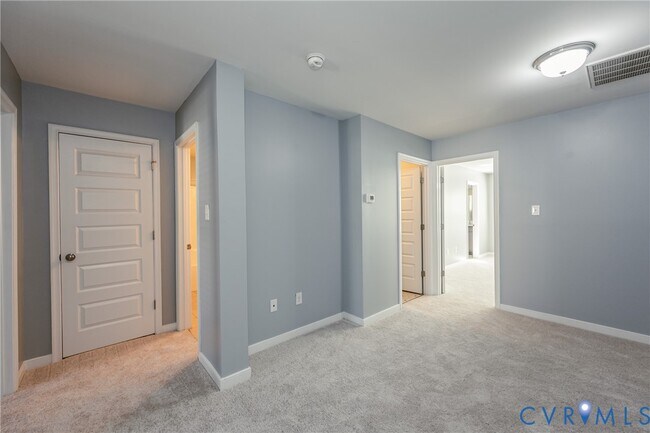 Building Photo - 5617 Benoni Ct