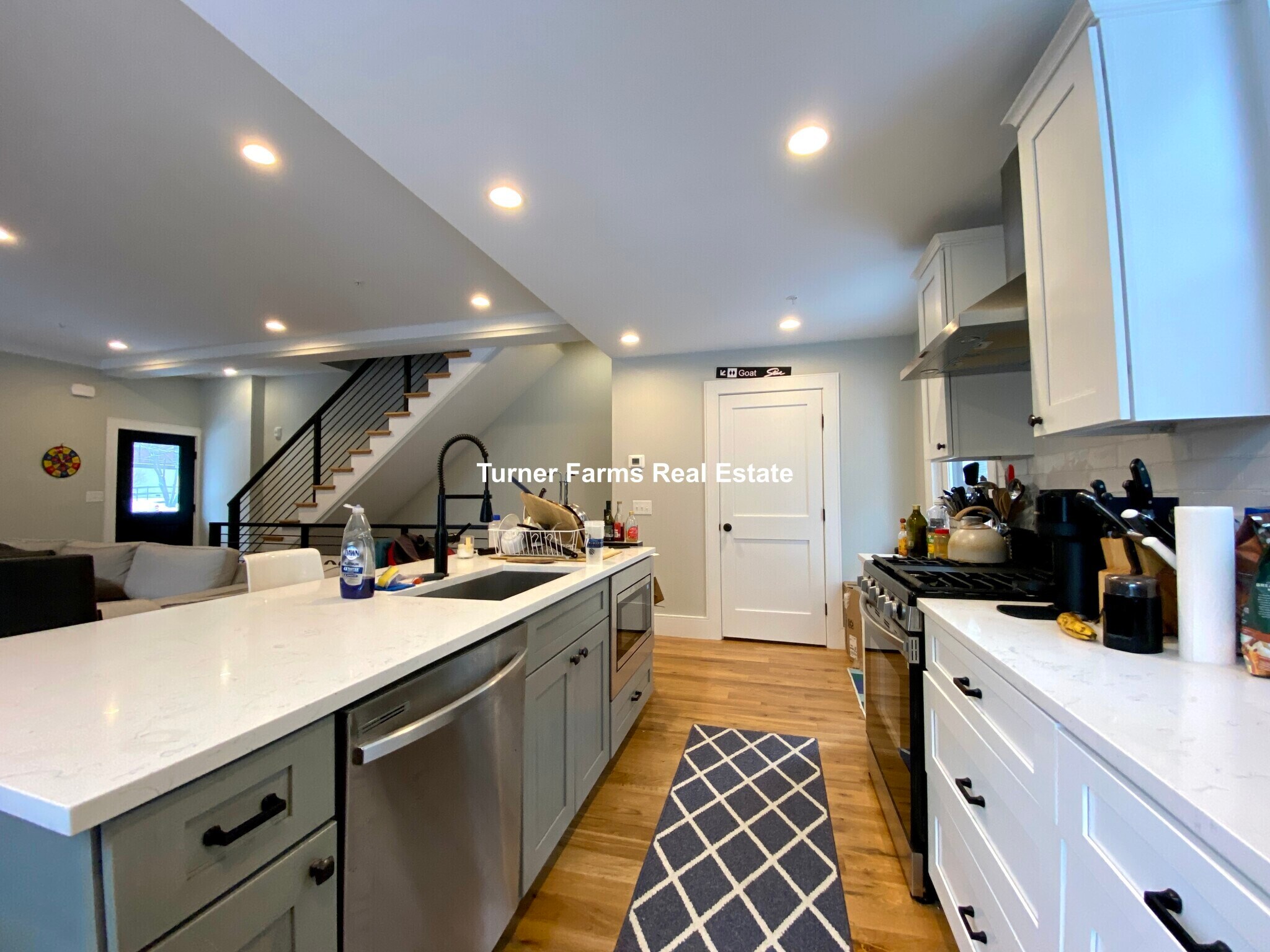 Building Photo - 199 Boylston St