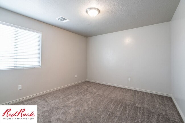 Building Photo - 4 Bedroom Home In The Villas At Sienna Hills