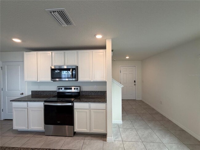 Building Photo - 12072 Downy Birch Dr