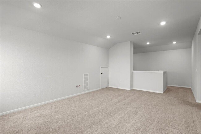 Building Photo - 2613 Indian Clover Trl