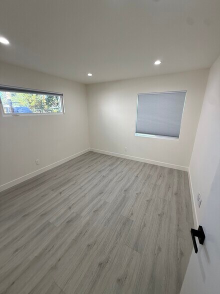 Building Photo - 6650 Sale Ave