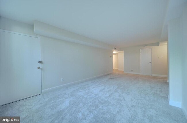 Building Photo - 515 N Armistead St