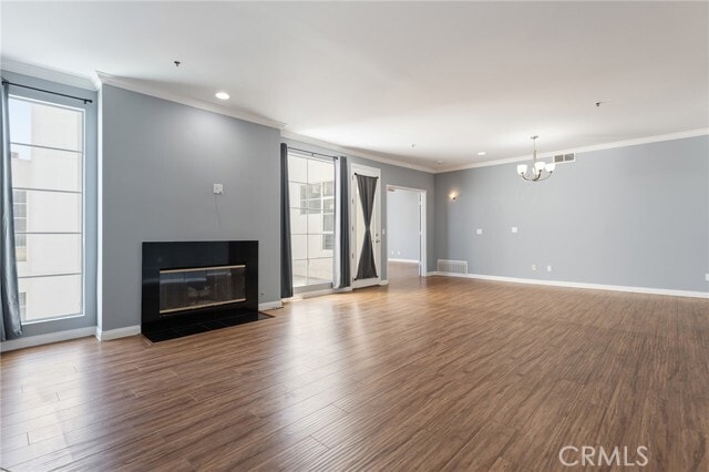 Building Photo - 5350 White Oak Ave