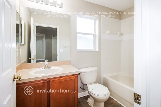 Building Photo - 17402 Garden Heath Ct