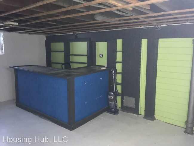 Building Photo - 3 br, 1 bath House - 3250 Humboldt Ave N