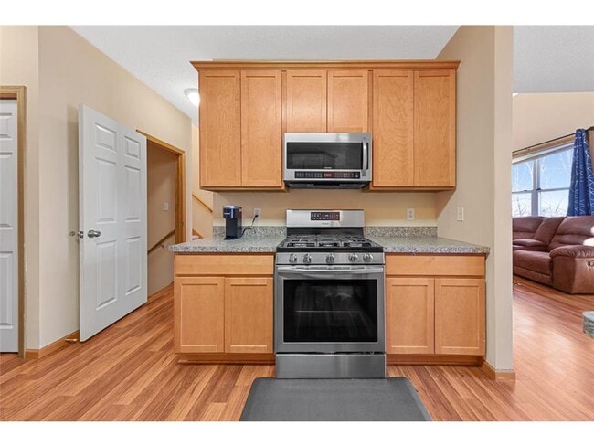 Building Photo - 5125 Holly Ln N