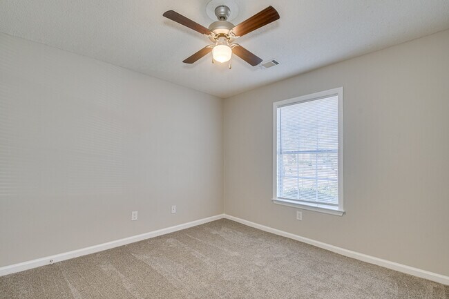 Building Photo - 4028 Calypso Dr