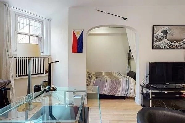 Building Photo - 228 Commonwealth Ave