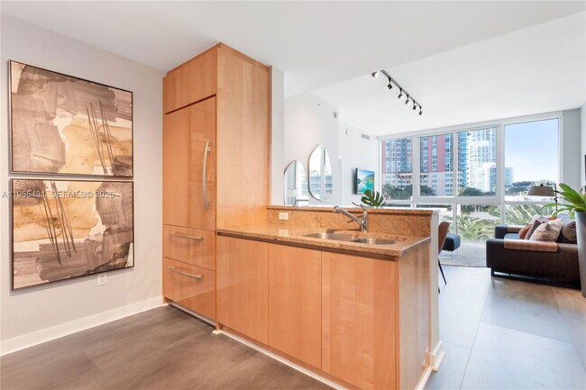 Building Photo - 50 South Pointe Dr