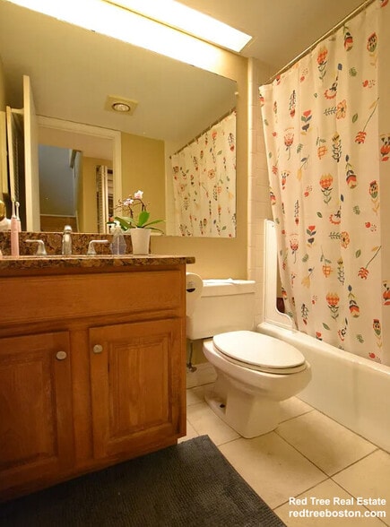 Building Photo - 85 Brainerd Rd