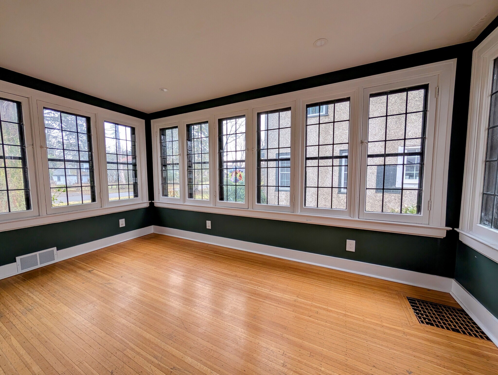 Building Photo - 416 Yarmouth Rd