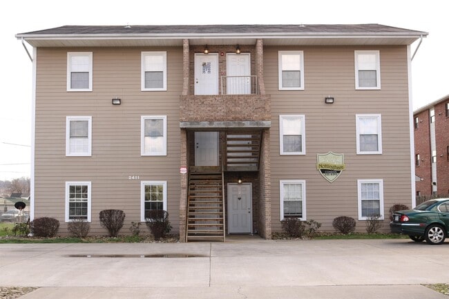 Interior Photo - 2411 Collis Avenue