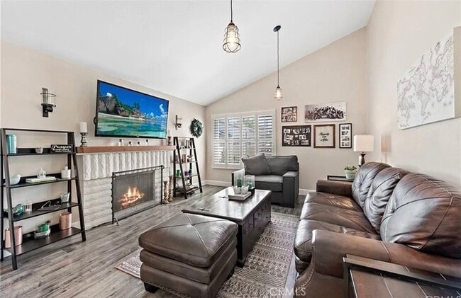 Building Photo - 6831 Foxborough Ct
