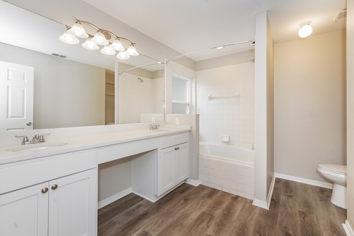 Building Photo - 927 Westline Ave