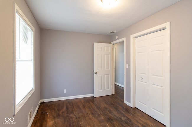 Building Photo - 1924 Lowell Ave