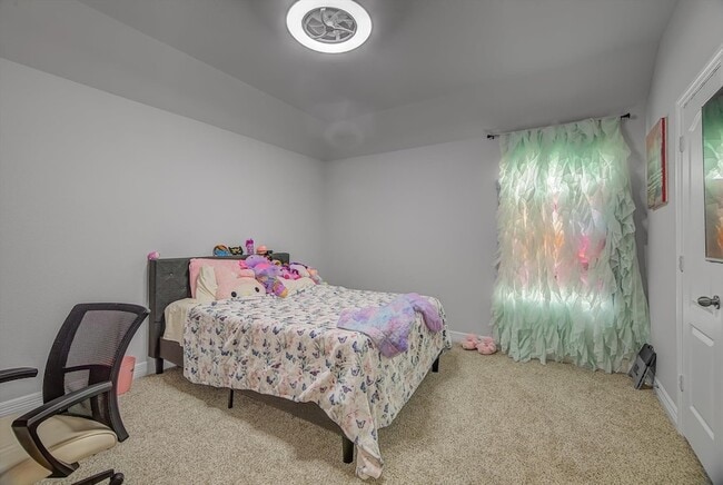 Building Photo - 2319 Gentle Breeze Ln