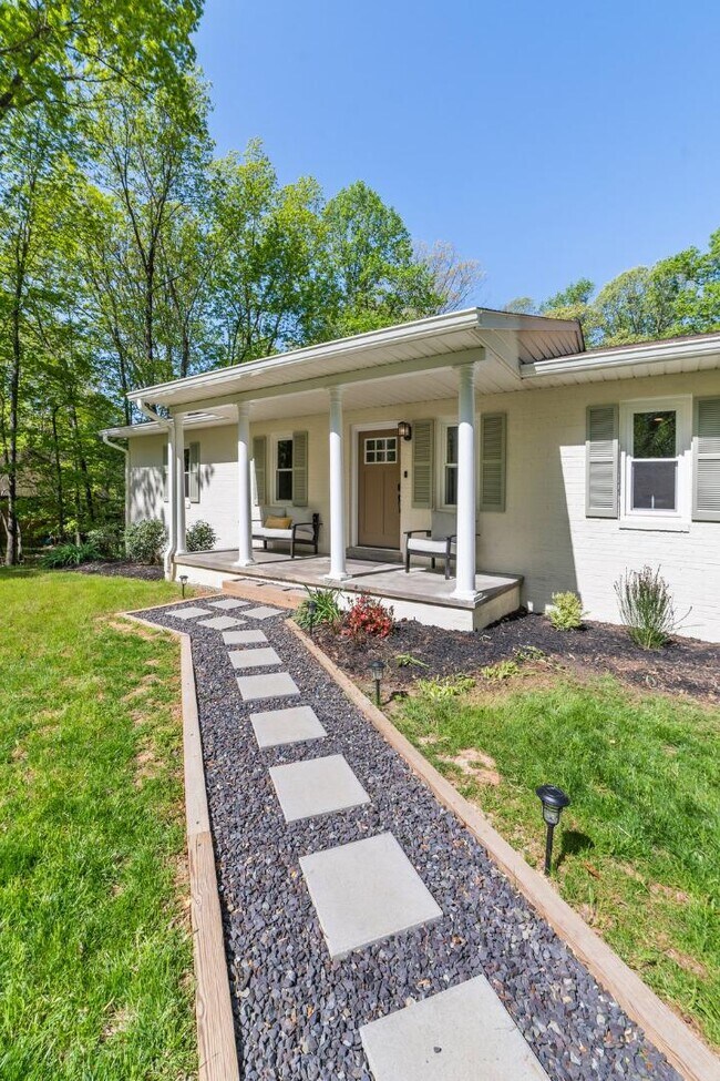 Building Photo - 7258 Baldwin Ridge Rd