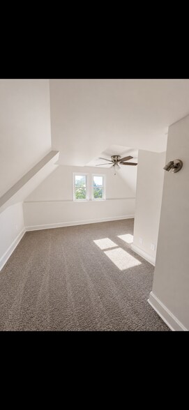 Building Photo - 2029 Dowd Ave