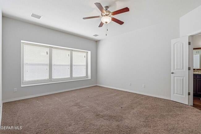 Building Photo - 11381 Bullseye St